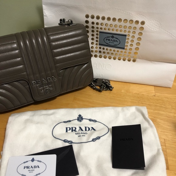 PRADA - DIAGRAMME SHOULDER BAG - Picture 6 of 7